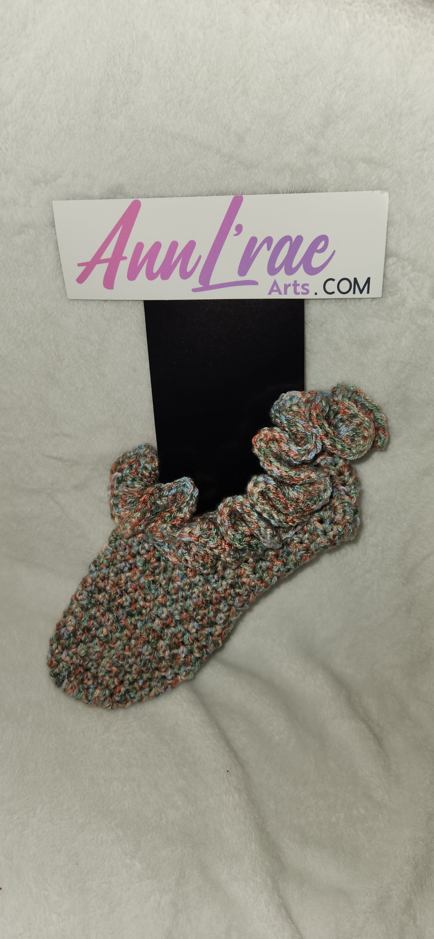 CROCHET RUFFLE SLIPPERS